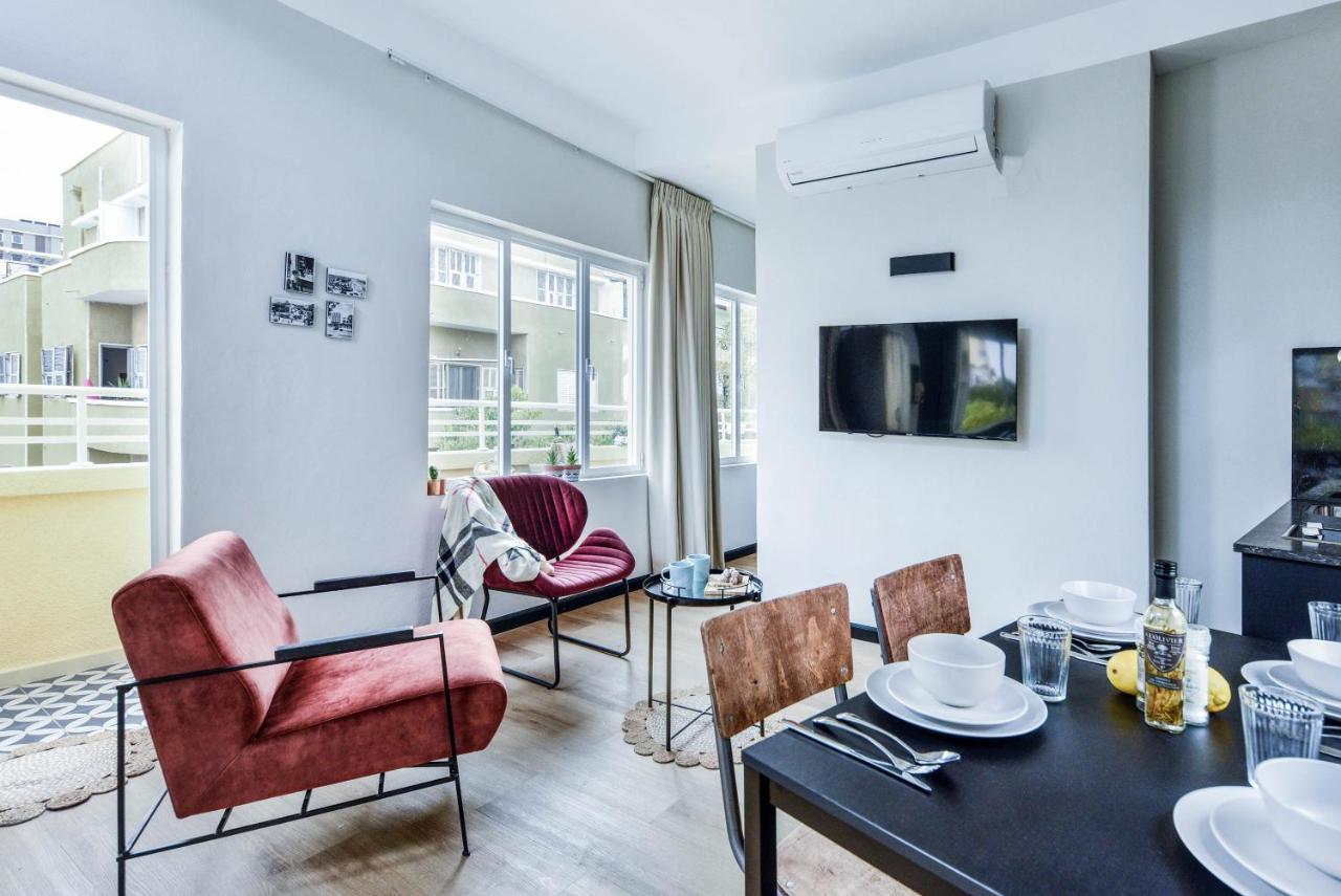 Bauhaus Living With Amazing Roof Top By Sea N' Rent Tel Aviv Exterior photo