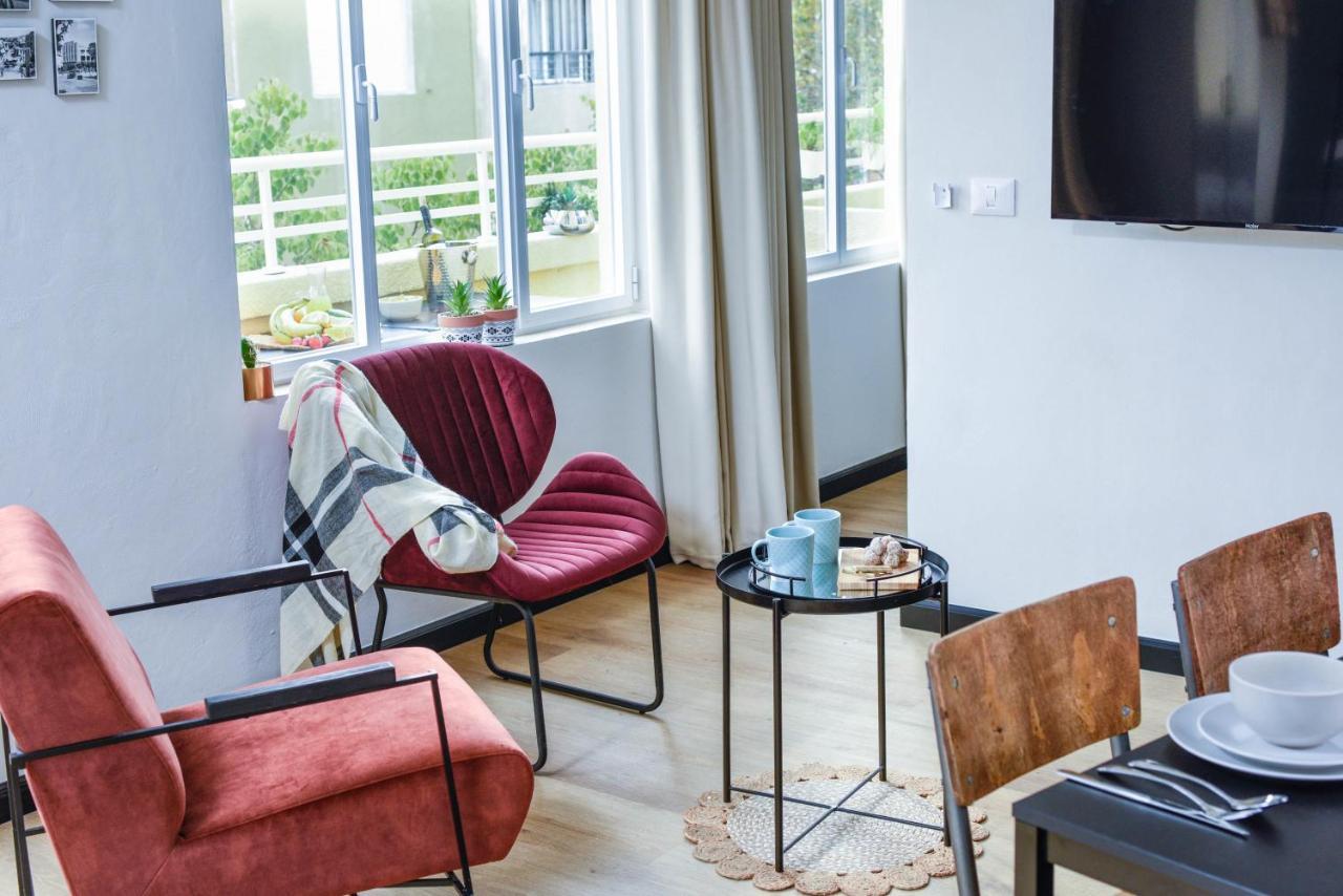 Bauhaus Living With Amazing Roof Top By Sea N' Rent Tel Aviv Exterior photo